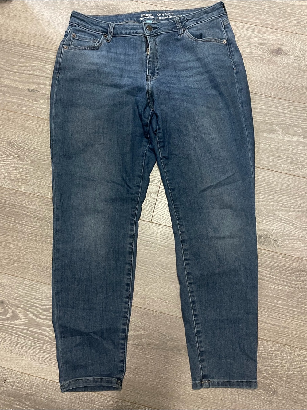 Amazon Essentials Curvy Skinny Jeans